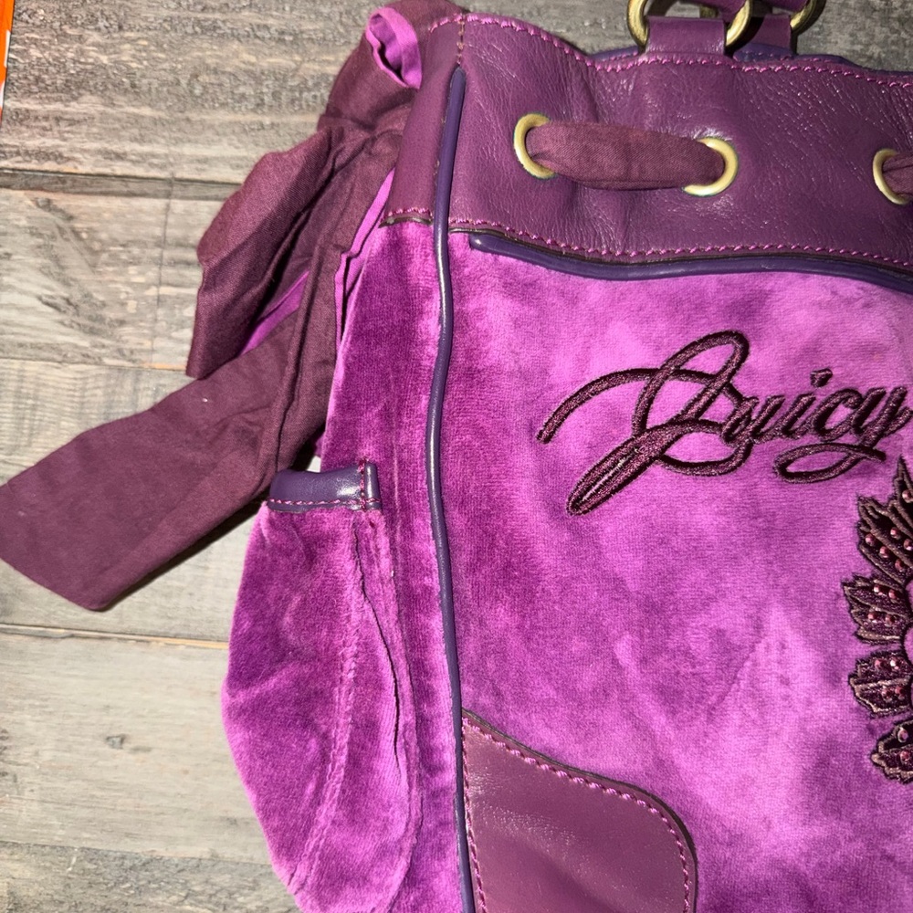 Vintage Y2K Juicy Couture Daydreamer bag in purple velvet EUC - Picture 16 of 16